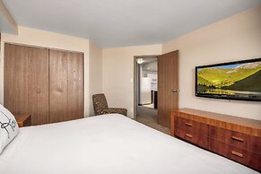 Home Inn & Suites Regina East