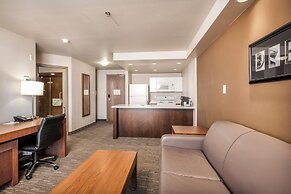 Home Inn & Suites Regina East