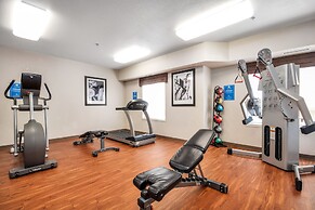 Home Inn & Suites Regina East