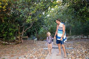 Glen Eden Beach Resort