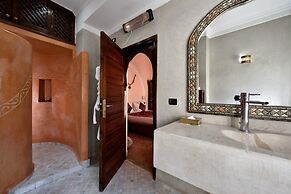 Riad Les Ammonites