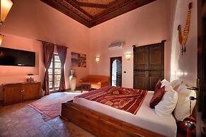 Riad Les Ammonites