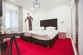 Lol et Lola Hotel
