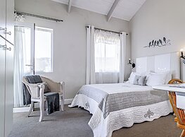 138 Marine Beachfront Guesthouse