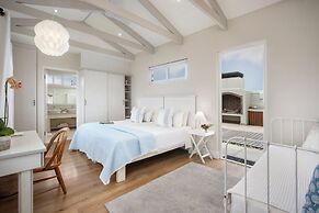 138 Marine Beachfront Guesthouse