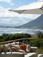 138 Marine Beachfront Guesthouse