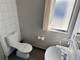 Arena Lodge