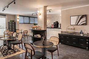 The New Port Hotel Tel Aviv