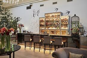 Nimb Hotel