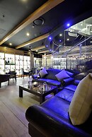 Davinci Hotel And Suites On Nelson Mandela Square