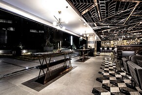 Hotel COZi · Oasis