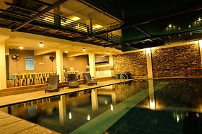 Summer Palace Hotspring Resort