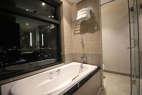 Neo Classic Condo