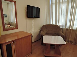 Avita 1 Hotel