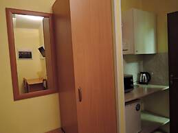 Avita 1 Hotel