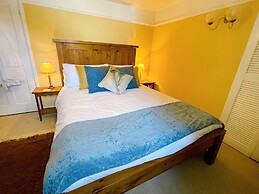 The Peacock Inn