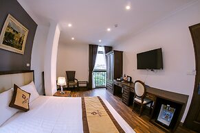 Louisland Hotel