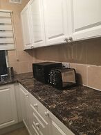 Kingswood Apartment