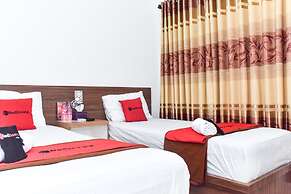 RedDoorz near UGM 3
