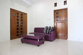 RedDoorz near UGM 3