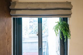 The Autumn Homestay
