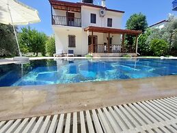 Villa Calis