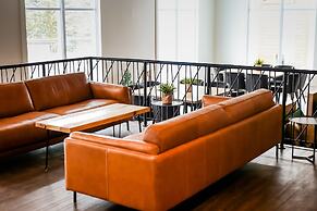 AX Hotel