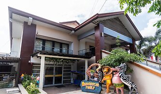 Quezon Premier Hotel Candelaria