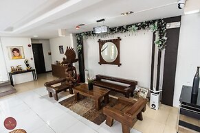 Quezon Premier Hotel Candelaria