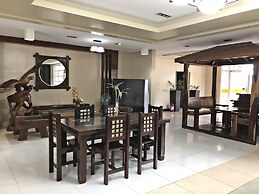 Quezon Premier Hotel Candelaria