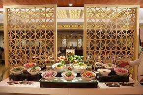 The P L Palace Agra