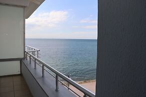 Grand Koru Otel Beach