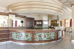 Hunguest Hotel Apollo