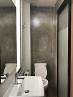 Yaksa Private