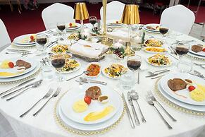 Grand Ani Hotel