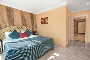 Grand Ani Hotel