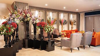 Grand Ani Hotel