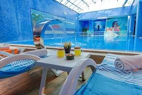 Grand Ani Hotel