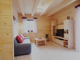 Holzblockhaus Stark