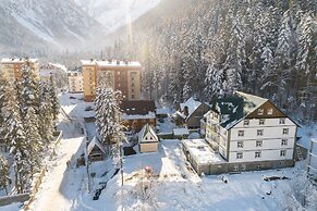 Gorskiy Dom Hotel
