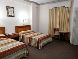 Hotel Astromundo