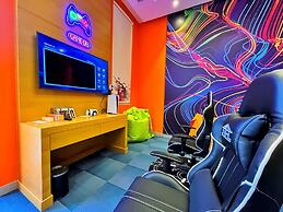Aloft by Marriott Dubai South