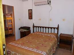 El Cedro Apartments