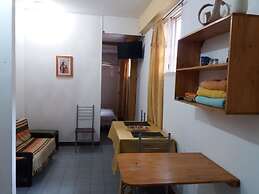 El Cedro Apartments