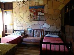 El Cedro Apartments