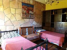 El Cedro Apartments