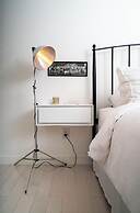 Lakeside Motel