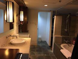 Beijing New World CBD Apartment