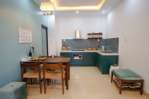 Phuong Tran Apartment and Hotel