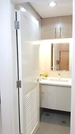 Twin Oaks Place Units
